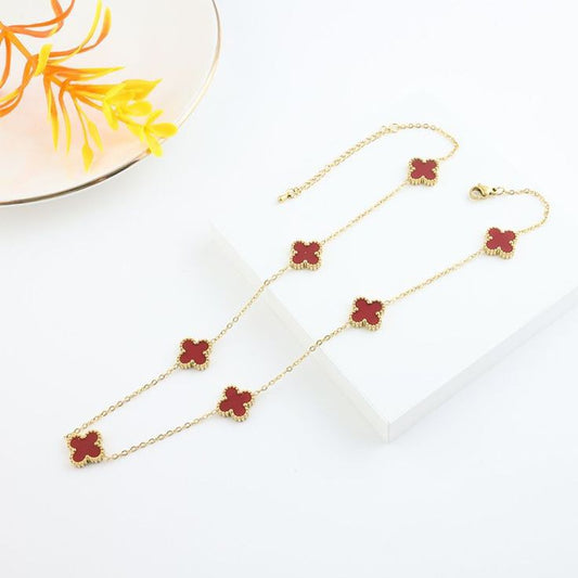 Clover Necklace -Maroon