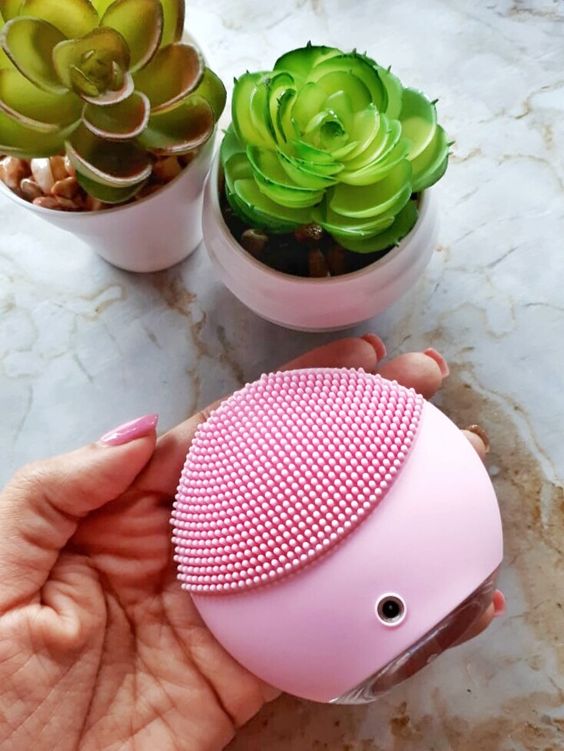 FOREVER LINA MINI Sonic Facial Cleansing Brush